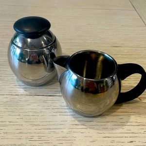 Modern stainless steel sugar and creamer